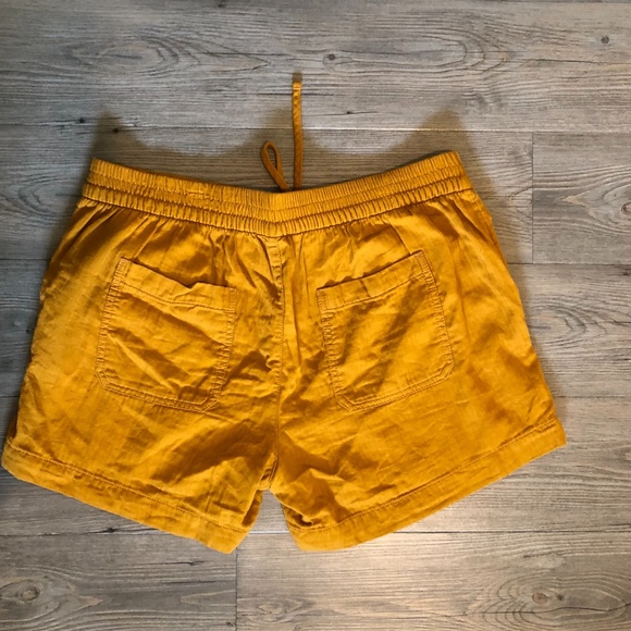 Linen Shorts - Picture 3 of 3